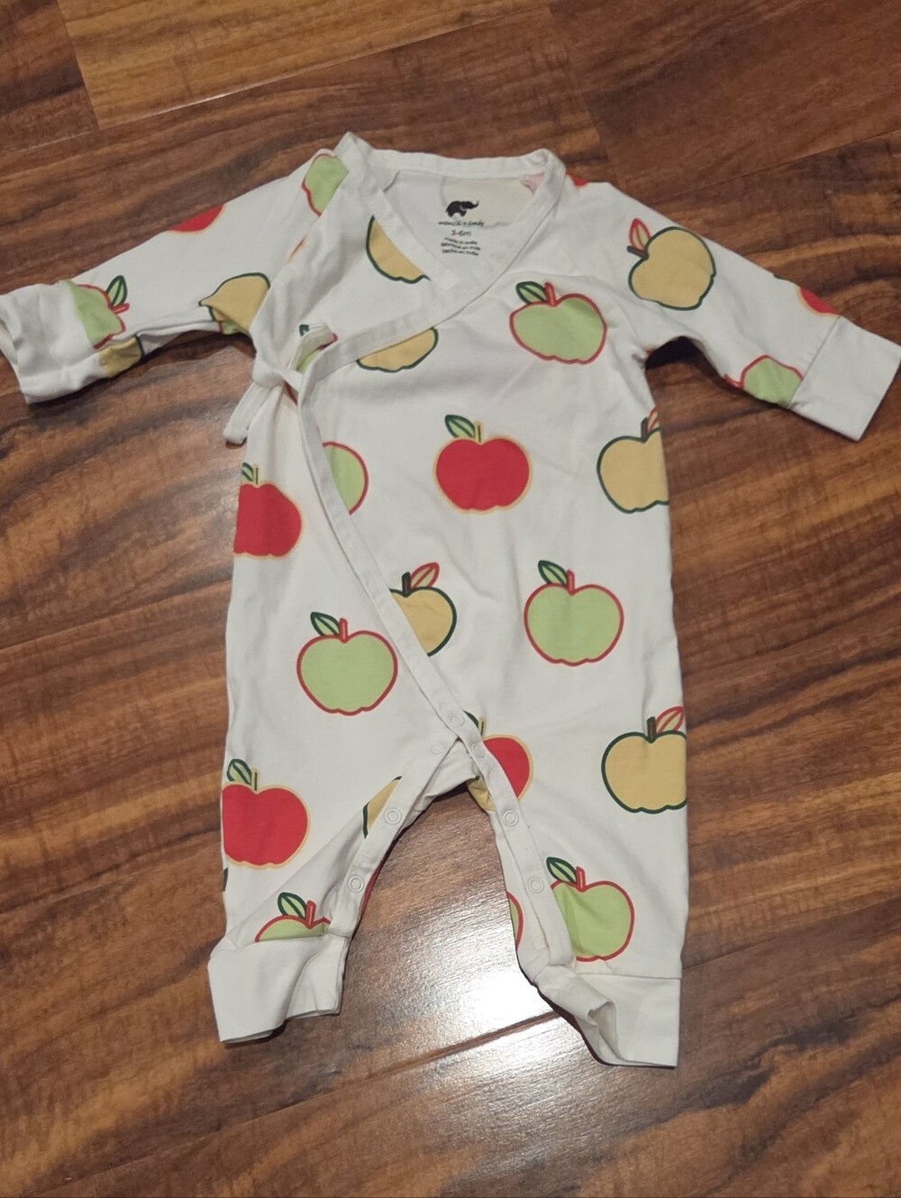 Monica & Andy EUC 3-6 Months Apple Print One-Piece Romper